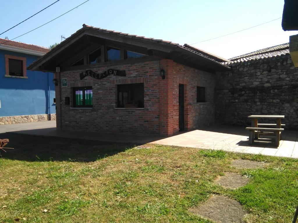 Albergue La Posada Cangas De Onis Exterior photo